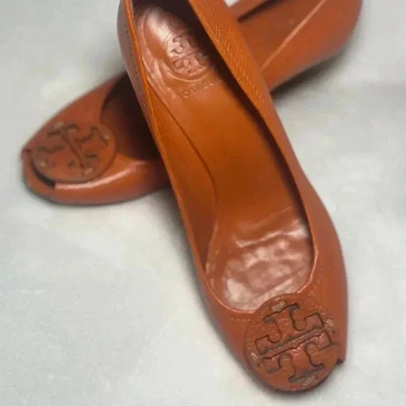 EUC Tory Burch Leather Wedges - Picture 4 of 6